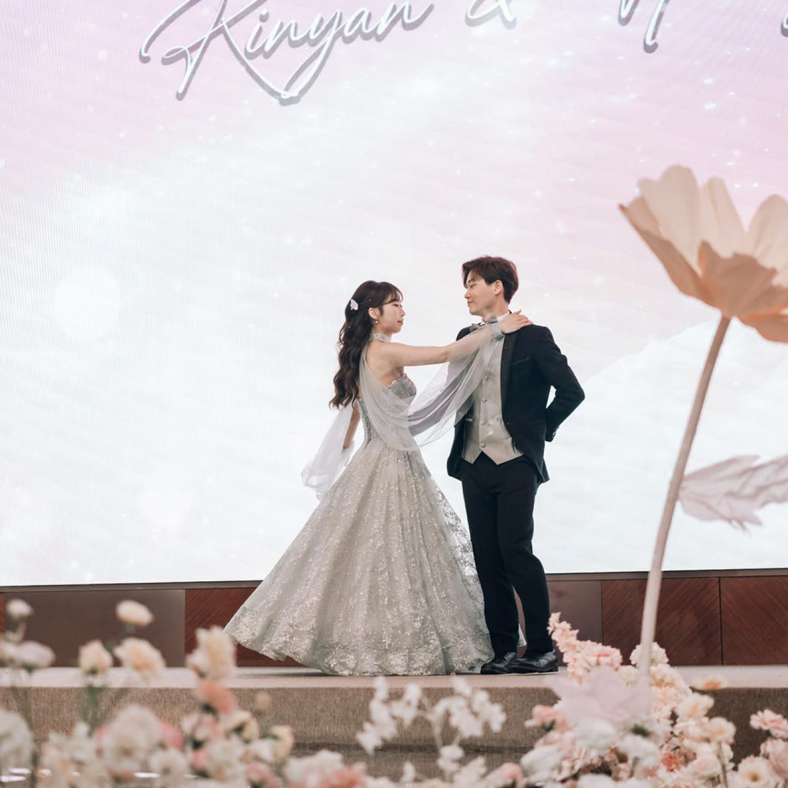 tyfirstdance_airside10_01